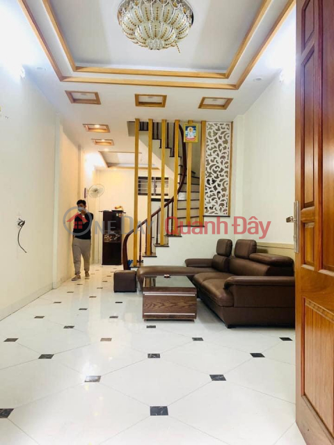 3-storey house in Phung Chau, 35m2, near market, traffic road, price 1.2 billion _0