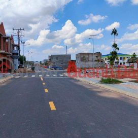 Residential area welcomes townhouse development in Tan Uyen _0