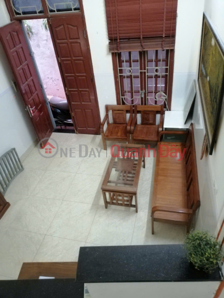 Whole house for rent in Vinh Hung, 3.5 floors x 25m2, 2 bedrooms, 7 million for family, online business Rental Listings