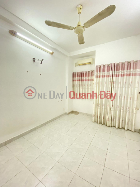 đ 14 Million/ month, 4-storey house for rent at HXH Ly Thuong Kiet Tan Binh - Rental price 14 million\\/month, 4 bedrooms, 4 bathrooms near Ong Dia market, fully furnished
