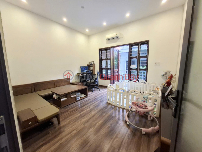 Property Search Vietnam | OneDay | Nhà ở | Niêm yết bán | Nhà Trần Quốc Hoàn 60m2 x 4T x MT5m, PLô, ô tô, giá 21.8 tỷ