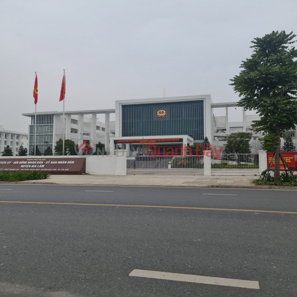 Land for sale in Trau Quy, Gia Lam, Hanoi. 61m2. Frontage 4m, road 13m, good price. Contact 0989894845 Sales Listings