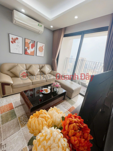 Bán gấp CH 2PN 72m2 Vinhomes D\'Capitale tầng trung tòa C6, full đồ Giá 8 Tỷ TL Niêm yết bán