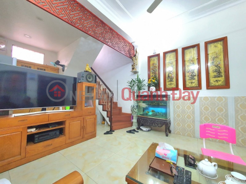 Only 1 apartment in Hoang Cau Dong Da street 60m 4 floors with business traffic over 9 billion contact 0817606560 _0