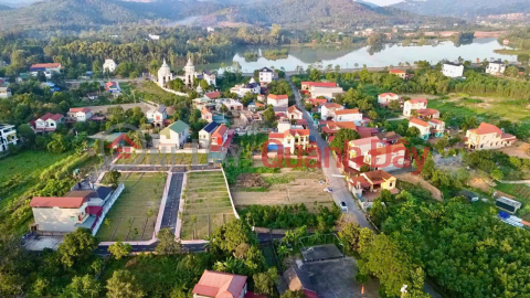 The owner is my husband and I, we work for a company in Hanoi - Price book available... a little over 1 billion _0