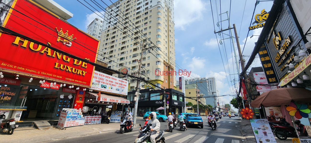 House for rent on Au Co Street, Tan Phu District, 98m², 3 floors, next to apartment building - intersection. Vietnam | Rental, đ 33 Million/ month