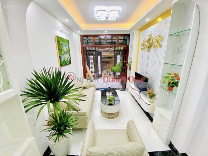 đ 7,28 tỷ Bán nhà Đại Kim - Đại Từ DT 45m2 x 5T, nhà đẹp, ngõ to, ở luôn, giá 7.28 tỷ