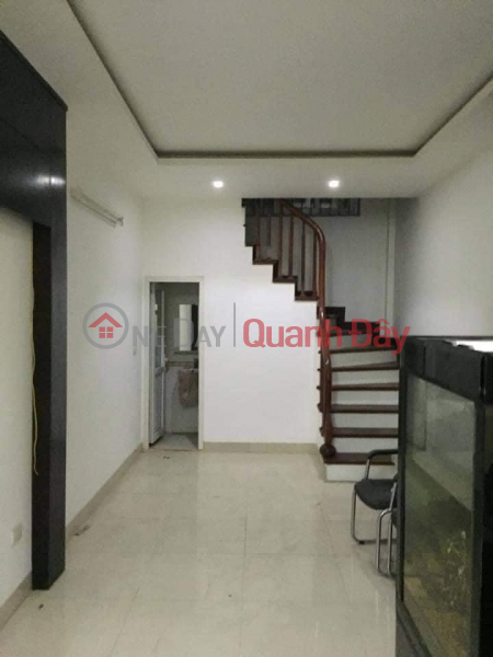 Need to rent a 5-storey house of 50m2 on Dao Tan Street - Good location on car alley, residential, office, classroom, good business. Sales Listings