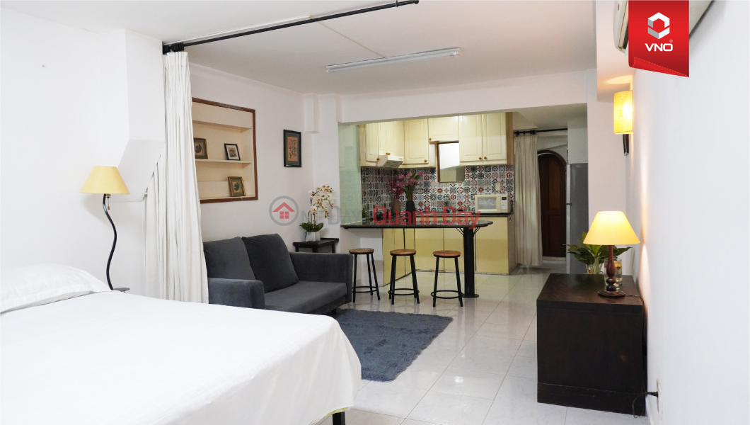 đ 15 Million/ month | Real price of 2-bedroom apartment on Huynh Van Banh street right at Phu Nhuan intersection: reception, security, swimming pool, gym