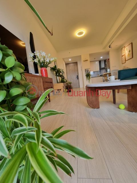 Rare Giang Bien apartment for sale Corner lot with park view, super airy 70 m, price 1 billion 75 _0