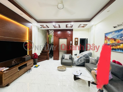 Tay Son 6 floors elevator, near flower garden, 1 house on the street, near University _0