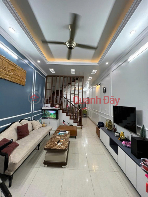House for sale on Dao Duy Tu street, 40m2, 5 floors, 3.5m frontage, 36.8 billion VND, excellent for business. _0