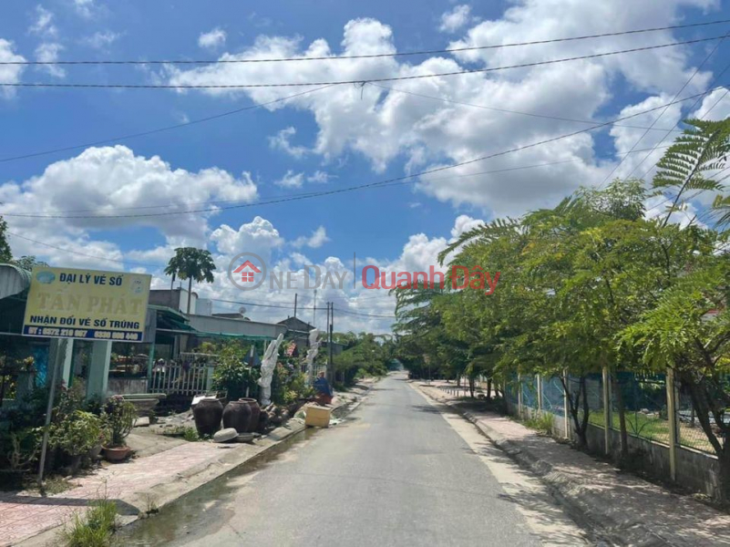 Property Search Vietnam | OneDay | | Sales Listings | Background of Tan Loi Market Residential Area, Tinh Bien
