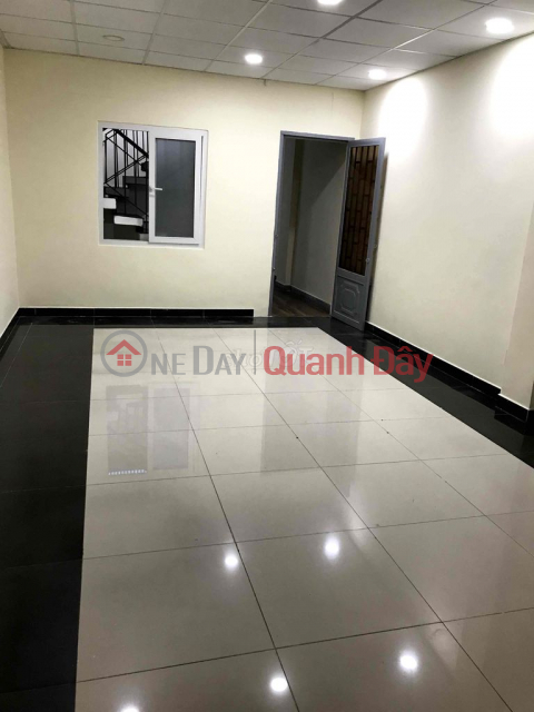 Nhà hẻm xe hơi Đào Duy Anh, 4x14m, 2 phòng ngủ _0