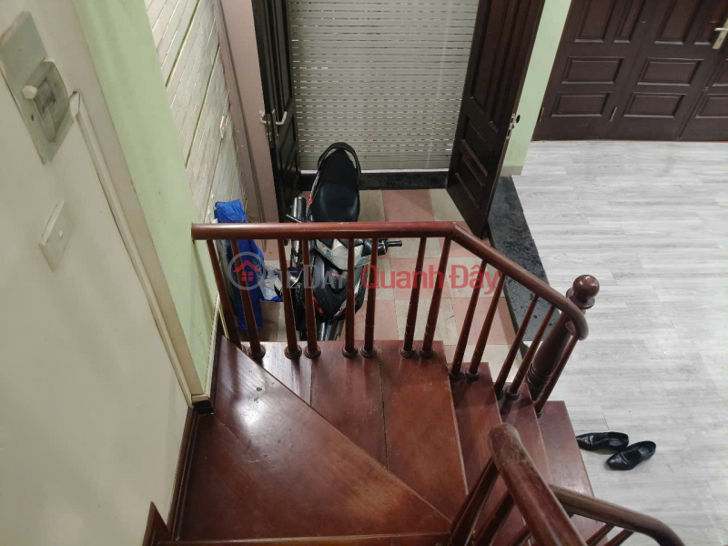 House for rent in lane 139 Nguyen Ngoc Vu, 40m2 x 5 floors, 3 bedrooms, Vietnam Rental, đ 18 Million/ month
