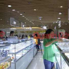 Ben Thanh Jewelry Center 186-188 Le Thanh Ton|Trung Tâm Vàng Bạc Đá Quý Bến Thành 186-188 Lê Thánh Tôn