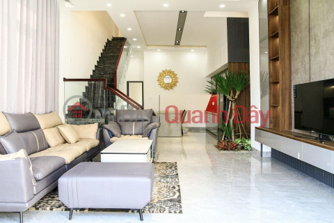 Selling Giang Vo house 45m2 x 5 floors, alleyway of the University of Culture, nice to live at only 4.5 billion VND _0