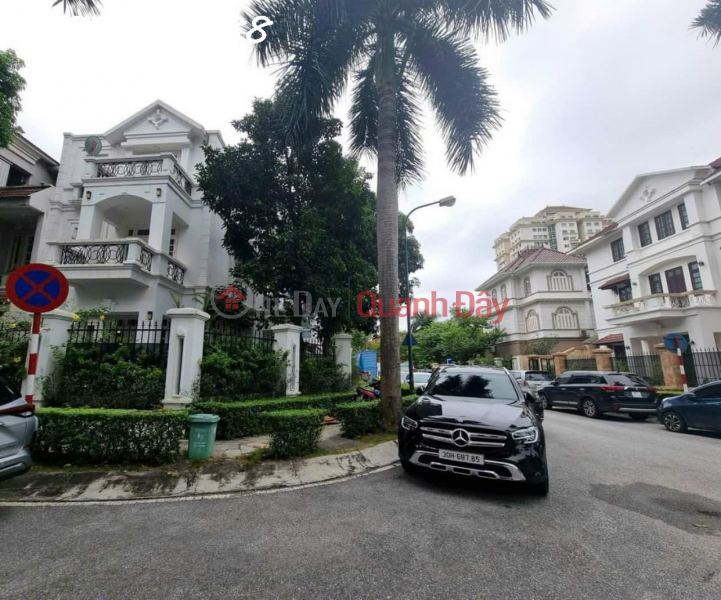 CORNER VILLA FOR SALE IN CIPUTRA 250M2, DONG TU TRACH, CHEAPEST PRICE IN THE AREA Sales Listings