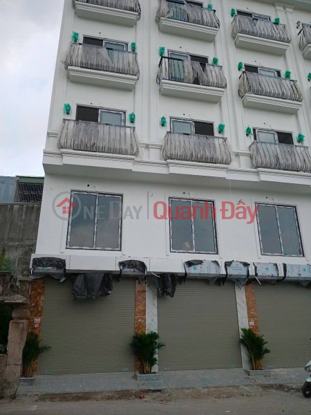 Đẹp thôi rồi các bác ơi !
5 căn Tứ hiệp - Thanh trì, đường 2 công ten nơ tránh
Đẹp ko tì vết , vew hồ điều Niêm yết bán