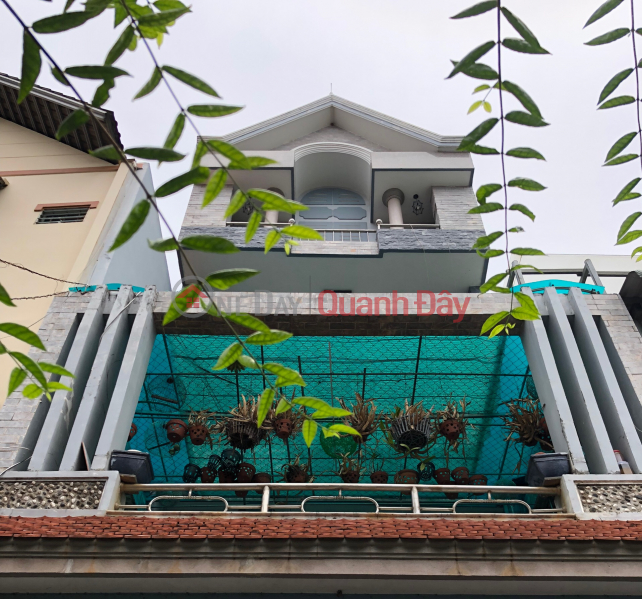 Real House - 4-storey House for Sale, Hoang Dieu Street, Linh Chieu, Free Furniture Sales Listings