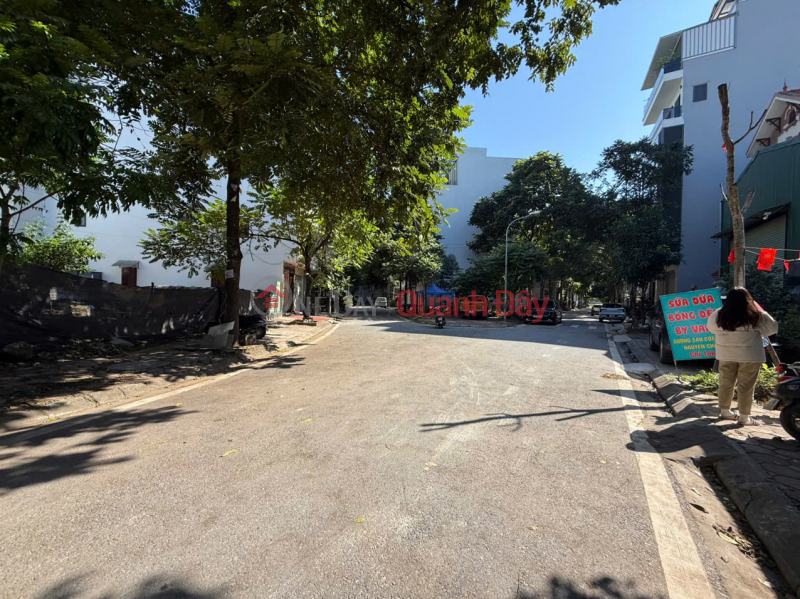 Rare! Land for sale in Thach Ban TDC, divided into sidewalk lots, business, 50m2, more than 12 million, negotiable. Sales Listings