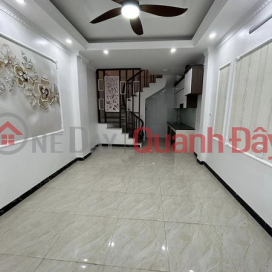 Selling Truong Dinh house, new 5 floors, car parked at the door. Exquisite interior, priced at 4 billion. _0