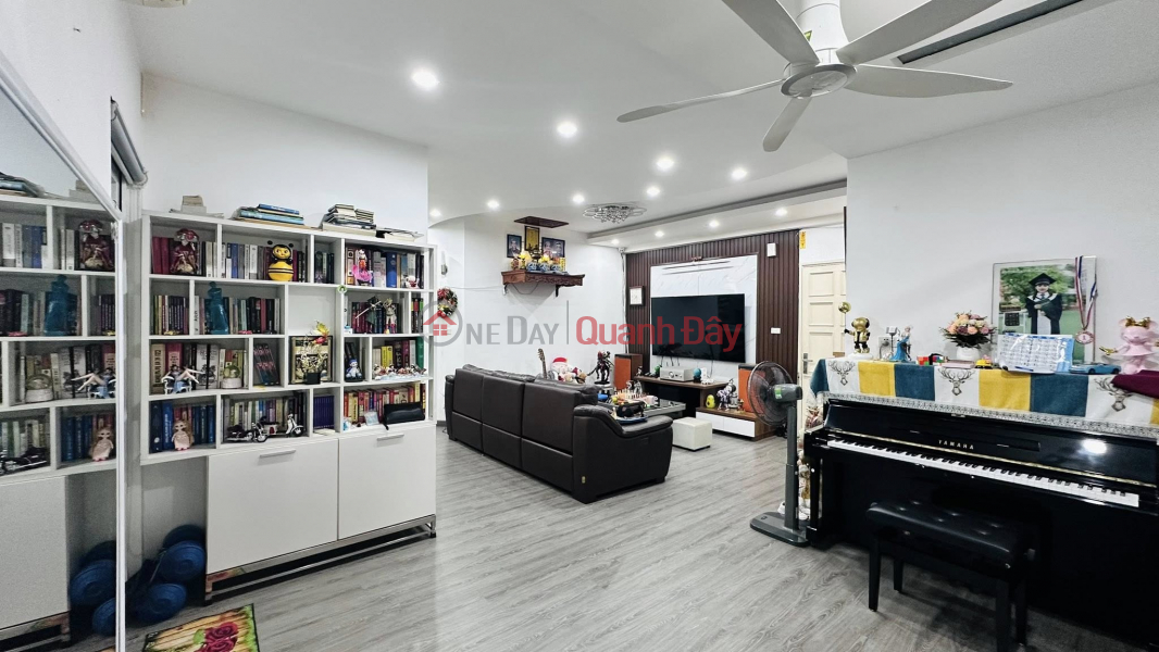 Building 137 Nguyen Ngoc Vu 113m2, 3 bedrooms, airy corner, beautiful interior, 8.95 billion Cau Giay Center Sales Listings
