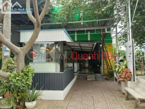 OWNER FOR SALE HOUSE FRONT OF Ham Nghi Street, Binh Khanh, Long Xuyen. 100% residential _0