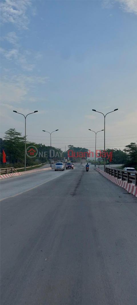 LÔ ĐẤT VỊ TRÍ ĐẮC ĐỊA SÀI SƠN- QUỐC OAI, VIEW THOÁNG, ĐƯỜNG RỘNG CHÍNH CHỦ CẦN THANH KHOẢN NHANH , LH 0988 _0