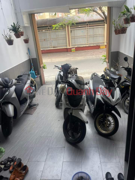Property Search Vietnam | OneDay | Residential, Sales Listings FOR SALE SUSTAINABLE LAM VAN HOUSE OF PLASTIC ROAD 6M 4 storeys horizontal 4 LONG 20 JUST OVER 8 BILLION