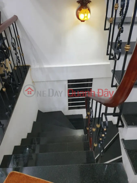 Property Search Vietnam | OneDay | Nhà ở | Niêm yết bán, BÁN NHÀ: Lạc Long Quân. DT: 31m2 - 5 tầng - MT 3.8m - 6.2 tỷ