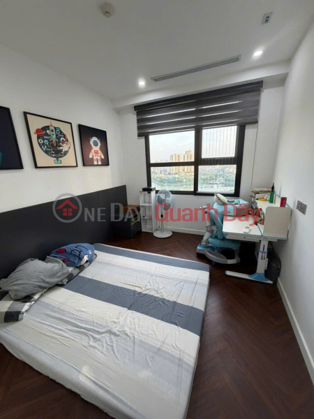 Chuyển nhượng căn 3PN diện tích 110m2 tòa C6 Vinhomes D’Capitale, | Việt Nam | Bán đ 12 tỷ