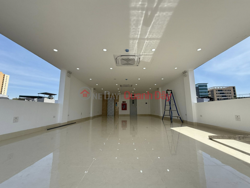 Bán tòa văn phòng mặt phố Bạch Mai, 210m2, 8 tầng 1 hầm thang máy, mặt tiền 8.5m, 188 tỷ Việt Nam Bán đ 188 tỷ