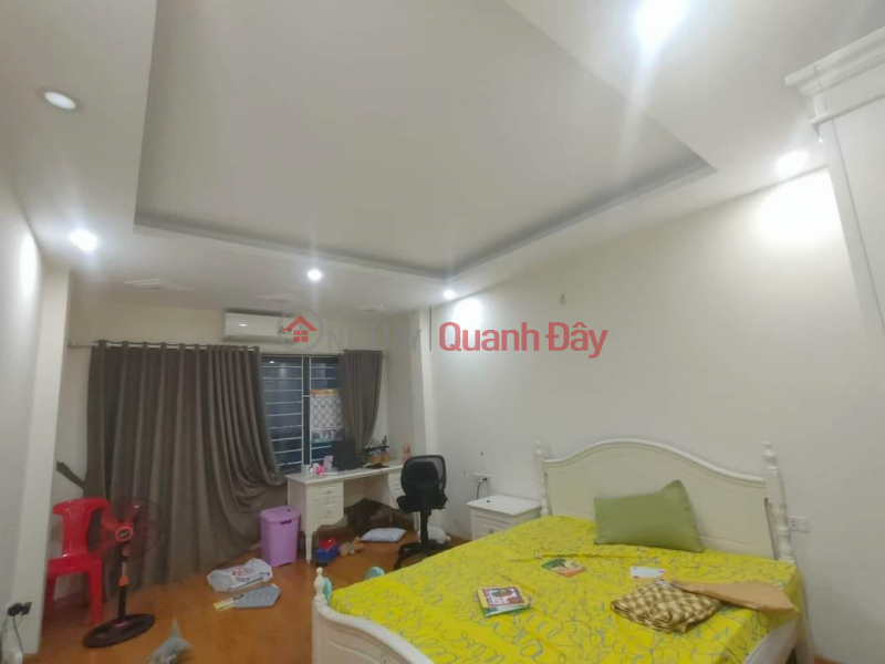 Property Search Vietnam | OneDay | Residential, Sales Listings 40m 6 Floor Frontage 4m Nhon 6 Billion Center of Cau Giay District. Cars Running Around. Beautiful House Full Furniture. Deliver