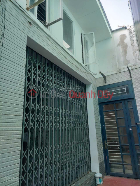 Owner sells dead-end house 1\/, Ward 7, District 8, HCM. Area 101m2, 9m wide at the back, 20m from car road _0