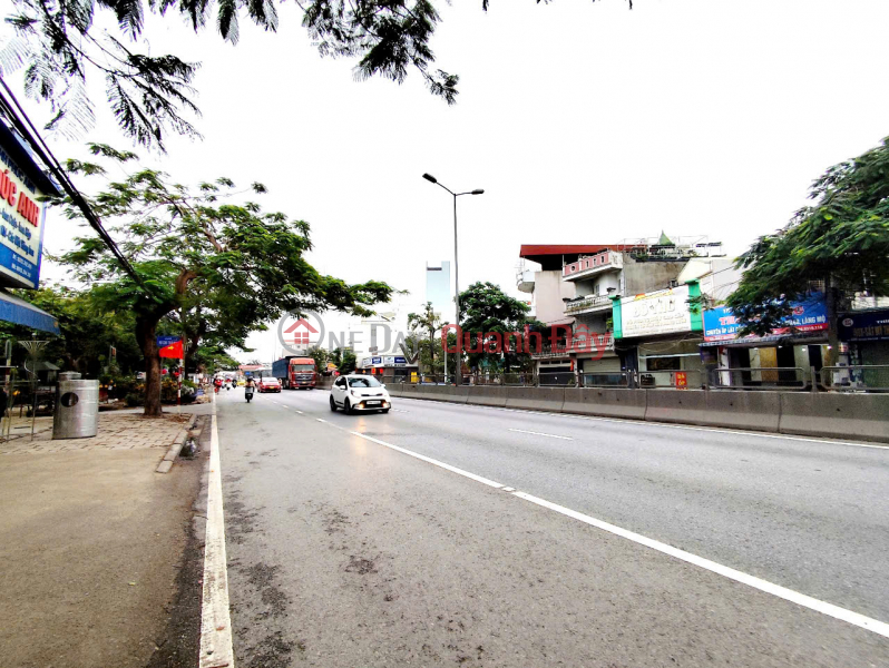 Land for sale on Nguyen Van Linh street, 180m, 9m wide, Price 68 million\\/m, near AEON Sales Listings