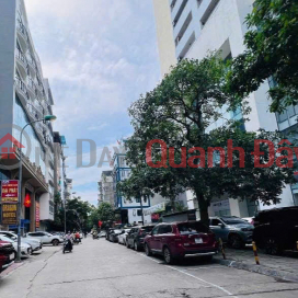 URGENT SALE OF OFFICE BUILDING IN CENTER OF CAU GIAY - SIDEWALK - CARS CAN AVOID - BUSINESS REGARDLESS. 65M 33 BILLION _0