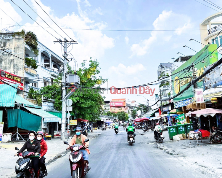 Property Search Vietnam | OneDay | Nhà ở Niêm yết bán NHÀ PHẠM VĂN ĐỒNG - HXH - SÂN ĐỂ XE - 2 TẦNG - SD 100M2 - NHÍCH 4 TỶ - NGỘP BANK