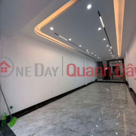 PHÂN LÔ 918 QUÂN ĐỘI – VỈA HÈ – Ô TÔ TRÁNH – GARA – THANG MÁY 
46M² x 6 TẦNG – FULL NỘI THẤT – _0