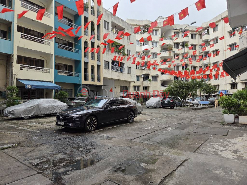 Apartment 675 Nguyen Kiem, Phu Nhuan near airport, 50m2 only 2 billion 7 Sales Listings