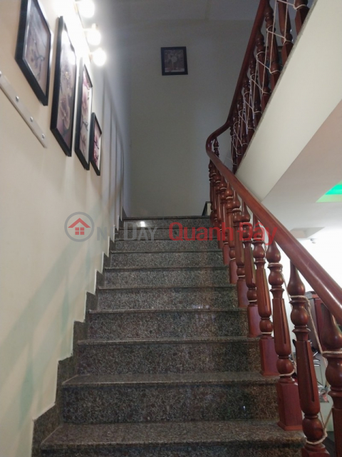 HAI CHAU CENTER - NEAR THE AIRPORT - 3-FLOORY HOUSE - 96M2 LAND - 6M FRONT OF THE HOUSE - CHEAPEST PRICE IN THE AREA _0