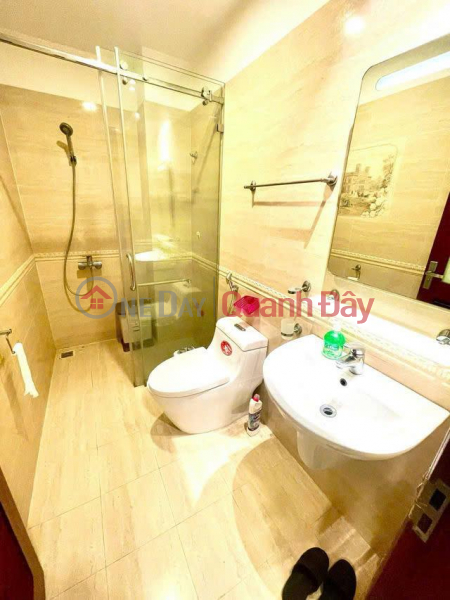 đ 30 Billion, TOWNHOUSE FOR SALE ON TRAN DUY HUNG, CAU GIAY DISTRICT, CAR ACCESS, 60M2, 6 FLOORS, 30 BILLION