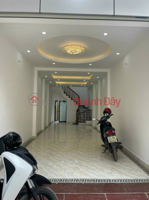 Bán nhà lô góc 5 tầng Vĩnh Quỳnh, Thanh Trì GARA Ô TÔ để vừa 2 xe cực đẹp. _0