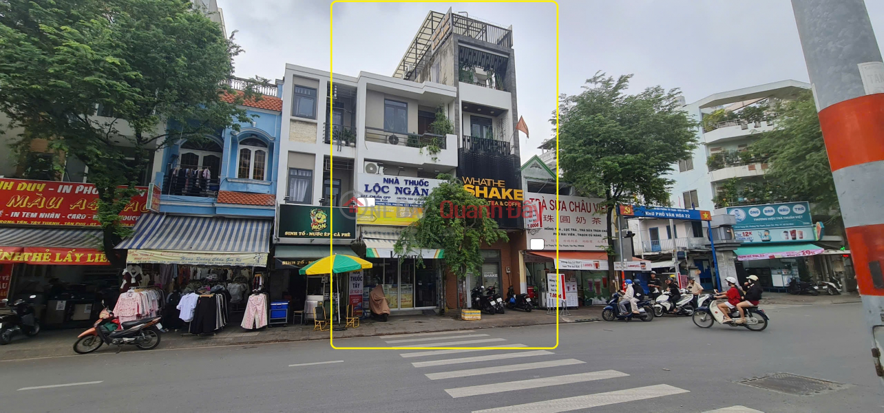 House for rent on Le Trong Tan Street, 98m², 2 FLOORS - 7M WIDE - RIGHT AT THE CROSSROAD | Vietnam, Rental đ 120 Million/ month