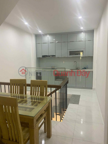 đ 7,8 tỷ, Bán nhà Nguyễn Sơn 40m x 4T, ngõ thông, nở hậu, gần oto chỉ 7 tỷ 8 còn TL. LH 0936123469