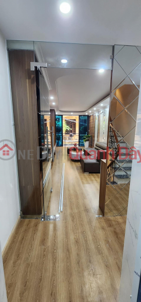 House for sale 77m2 Au Co street, Tay Ho Elevator Car park at gate 9.5 Billion VND Vietnam | Sales đ 9.5 Billion