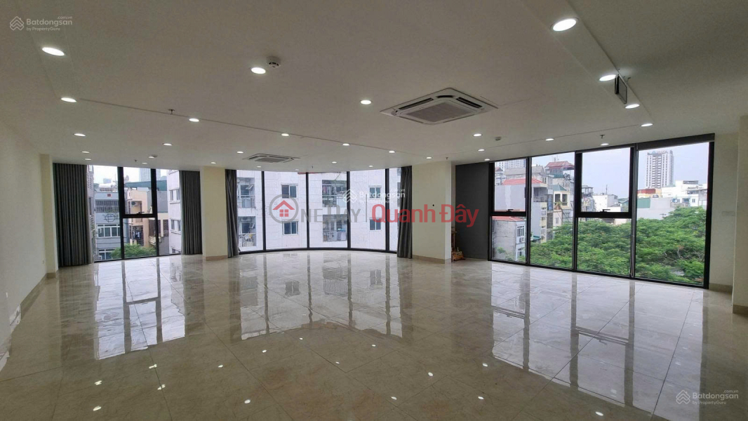 Văn Phòng Full Kính 110m2 Phố Trung Hoà, Cầu Giấy - 23 Tr/Tháng. Ô TÔ đỗ cửa Niêm yết cho thuê