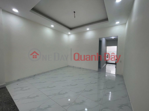 [L2324*] 3-story house in Go Vap, near Xom Moi Market – Shocking price! _0