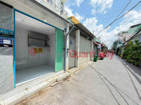 A house generating 360 million VND in rental income, next to Vincom, accessible by car, priced under 10 billion VND. _0