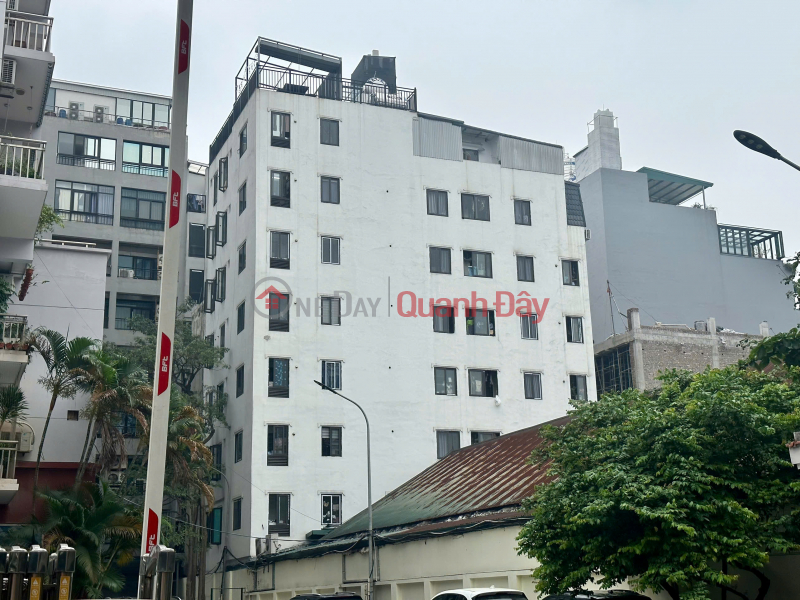 (100% real news) Serviced apartment for sale 109m2 x 31 apartments at Hoang Cau - Cash flow 3 billion\\/year - Car parking - 2 open sides, Vietnam, Sales đ 44 Billion